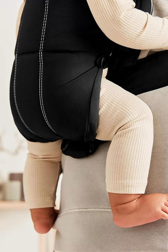 BabyBjörn Baby Carrier Mini, Black, Woven | Newborn Carrier (7-25 lbs), Ergonomic, Easy-to-Use